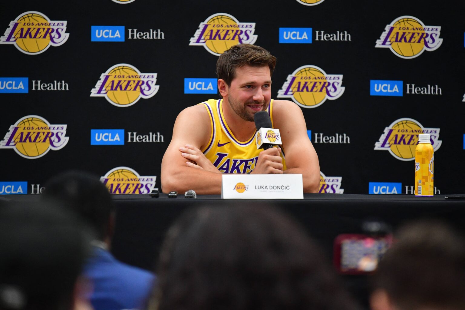 Why The New Los Angeles Lakers Defense Is Turning Heads Early