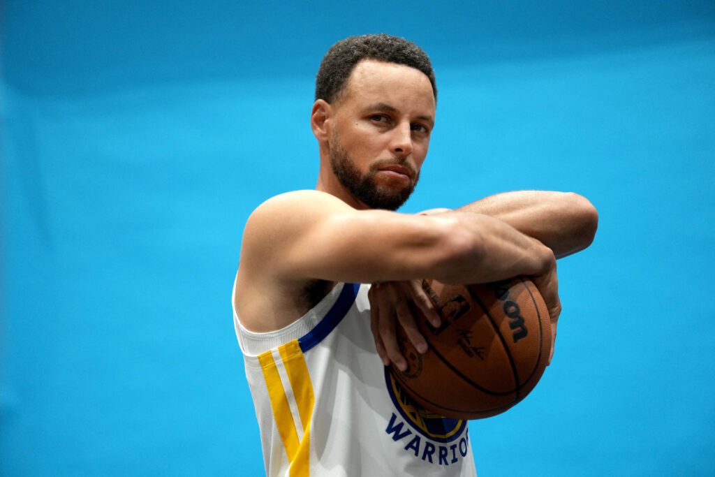Stephen Curry’s Documentary Director Compares Working With Steph, Kobe Bryant And Tom Brady - Fadeaway World
