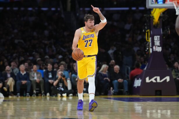 Steve Kerr Sounds Off Despite Warriors Overcoming 20-Point Deficit vs ...